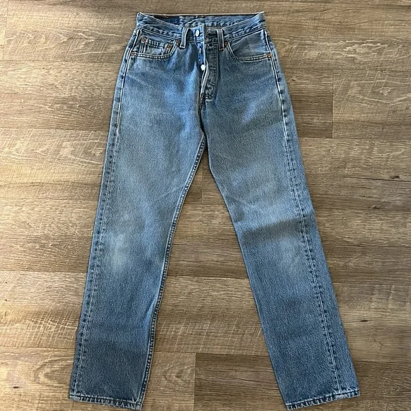 VINTAGE 501 Levi’s 27x30 Perfect Condition